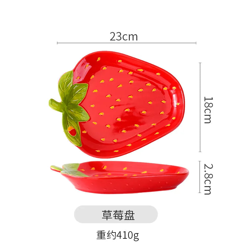 Piatti e Ciotole a Forma di Fragola in Ceramica