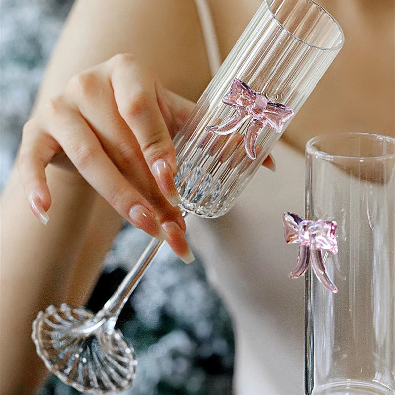 Calice in Vetro Coquette con Farfalla e Fiocco Rosa